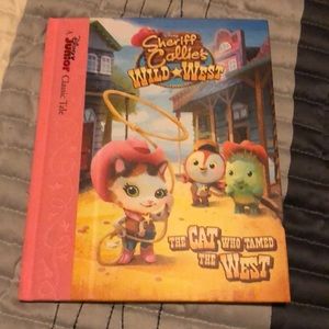 NWT Disney Sheriff Callie Book